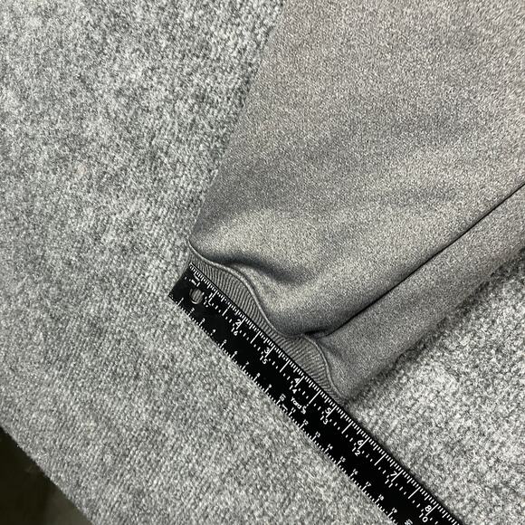 Under Armour Joggers Youth XL Gray Sweatpants Fleece Athletic Loose Fit - Picture 4 of 10